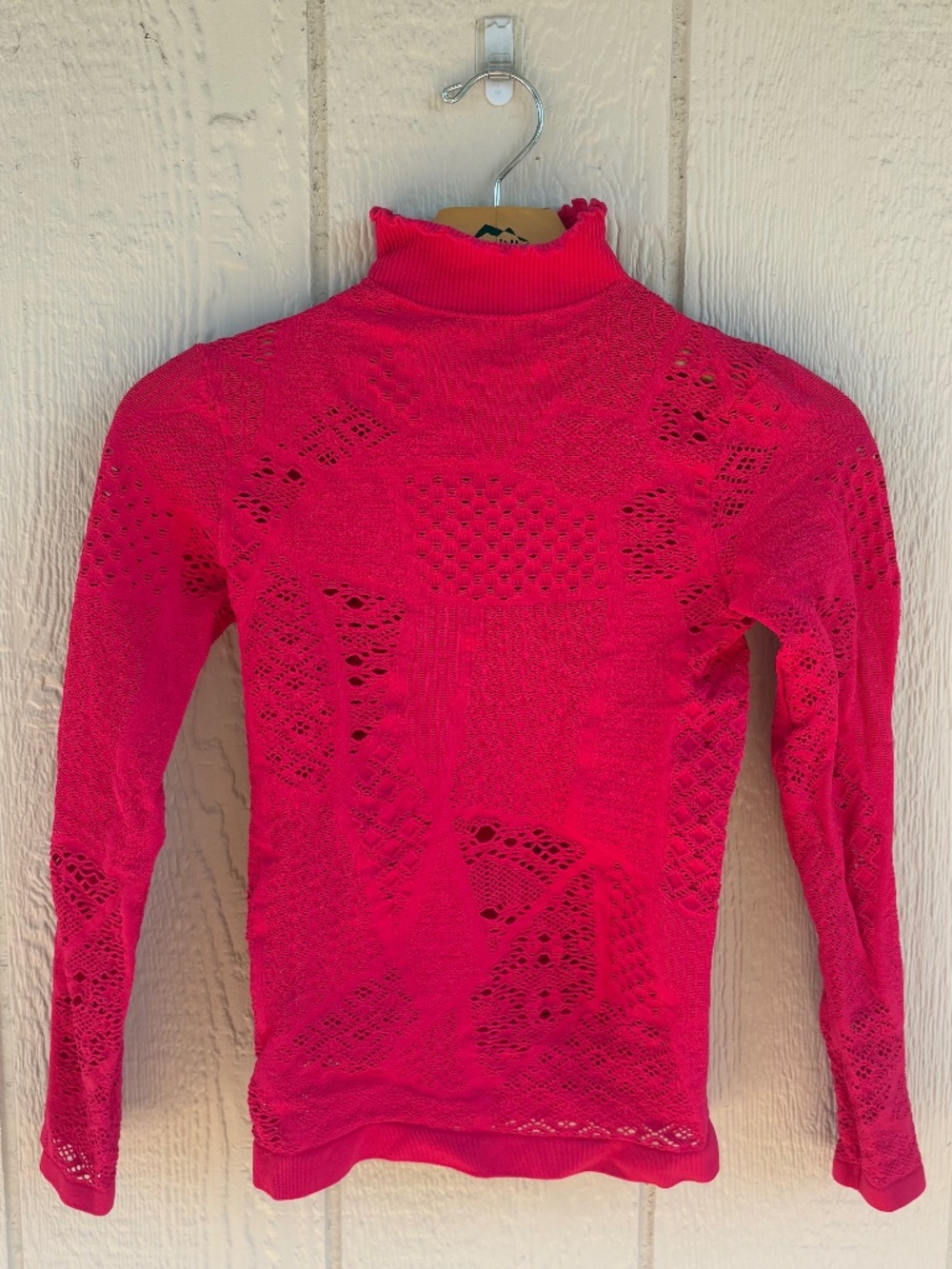 Intimately Free People Eyelet Top Women's M/L Hot Pink Mock‎ Neck Ruffle Stretch